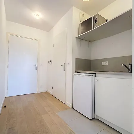 Calm & Active Parkside Studio *